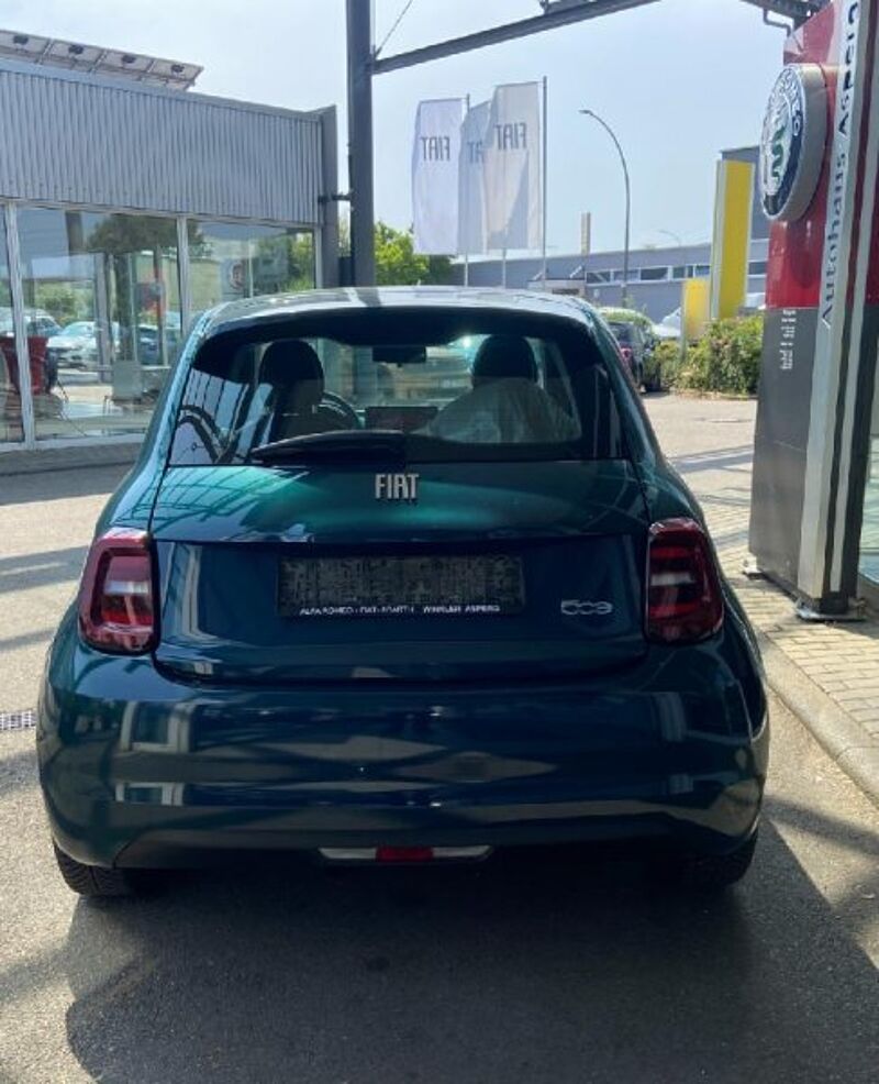 Fiat 500 e  Lim. Basis