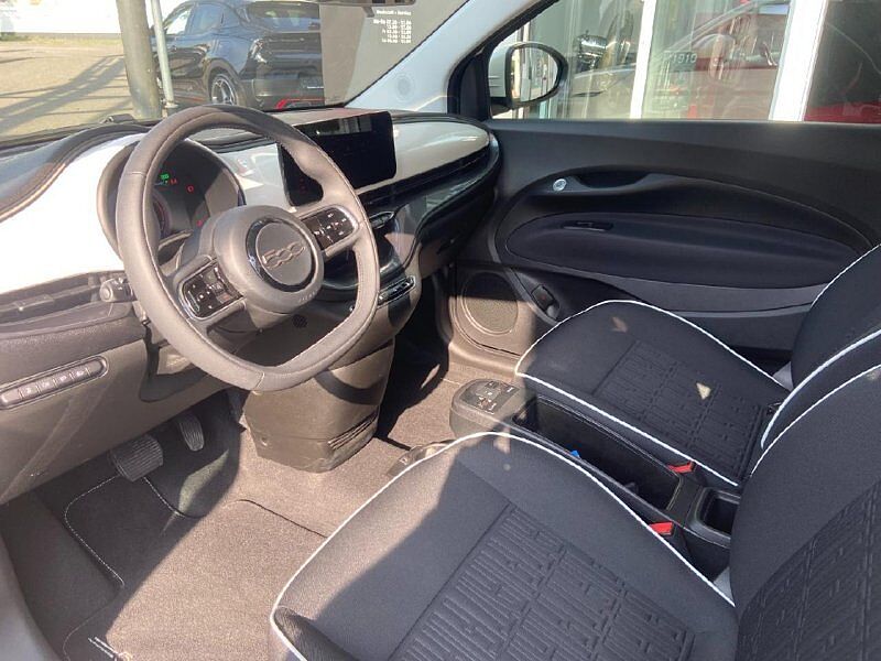 Fiat 500 e  Lim. Basis