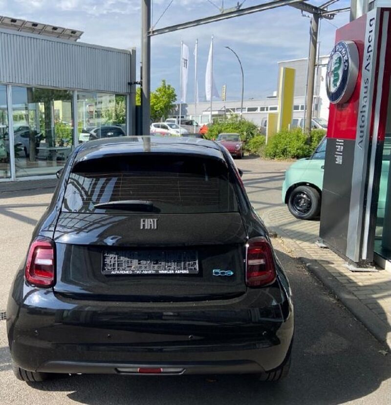 Fiat 500 e  Lim. Basis