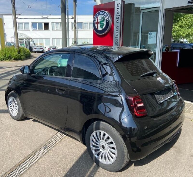Fiat 500 e  Lim. Basis