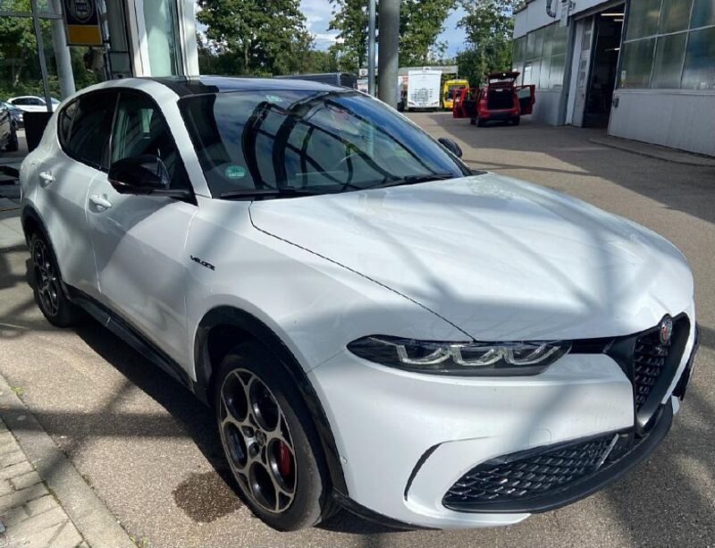 Alfa Romeo Tonale Veloce Plug-In-Hybrid AWD