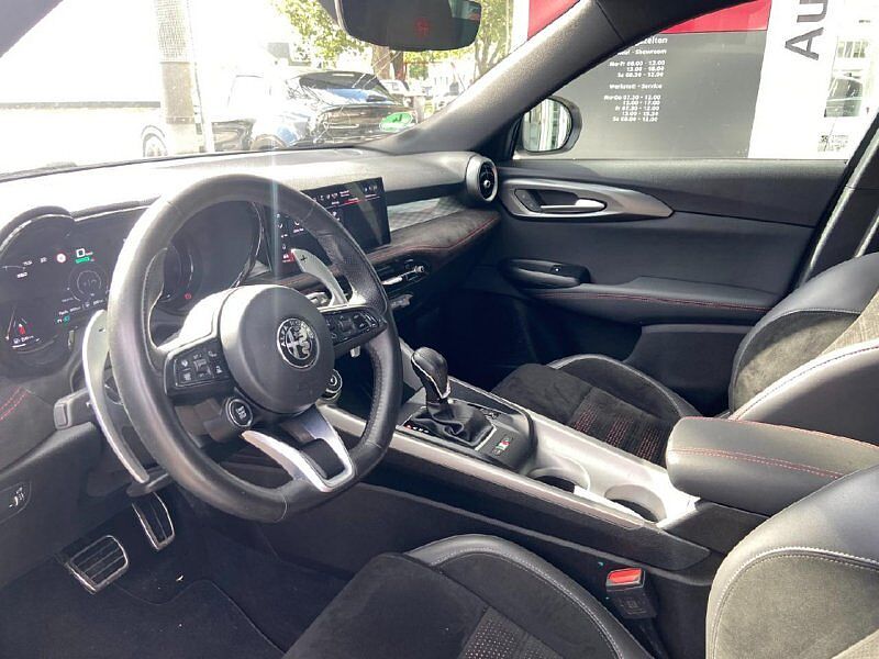 Alfa Romeo Tonale Veloce Plug-In-Hybrid AWD