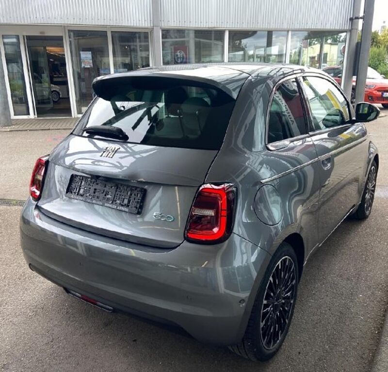 Fiat 500 e  Lim. La Prima