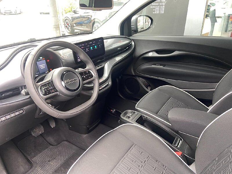 Fiat 500 e  Lim. Basis