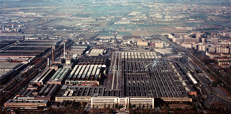 Global Product Development Organization optimiert innerhalb von Fiat Chrysler Automobiles (FCA) Entwicklungszeit und technologische Innovation. Fokus auf E-Antriebstechnologie, Autonomes Fahren und Konnektivität. Konzernübergreifende Entwicklungsabteilung hat drei strategische Aufgaben: Kernkompetenzen der Ingenieure zu Schlüsseltechnologien konzentrieren; beschlossene Programme ausführen und koordinieren; Unterstützung interner sowie externer Programme. Effiziente Struktur und optimale Arbeitsauslastung. Neue Organisation fördert Produktqualität, erhält dennoch die Identität der einzelnen Marken und damit ihre Stärken auf regionalen Märkten. Harald Wester, FCA Chief Technical Officer, zum Leiter der neuen