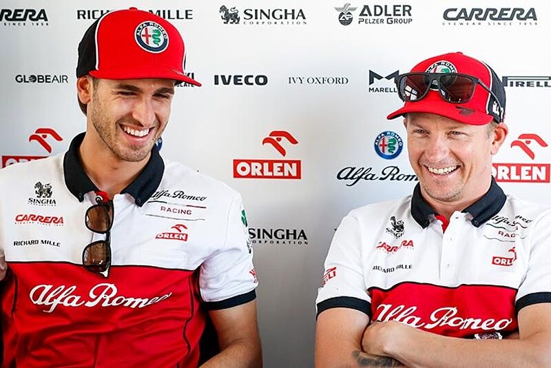 Alfa Romeo begrüßt die Verlängerung der Verträge mit Kimi Räikkönen und Antonio Giovinazzi als Fahrer für das Formel-1-Team Alfa Romeo Racing ORLEN. Der Weltmeister von 2007 aus Finnland und der italienische Nachwuchsfahrer treten auch 2021 für das Team an.